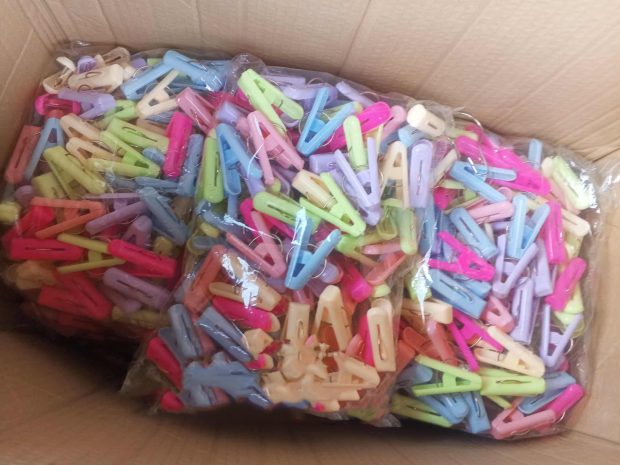 Dress Clips (100 pcs)